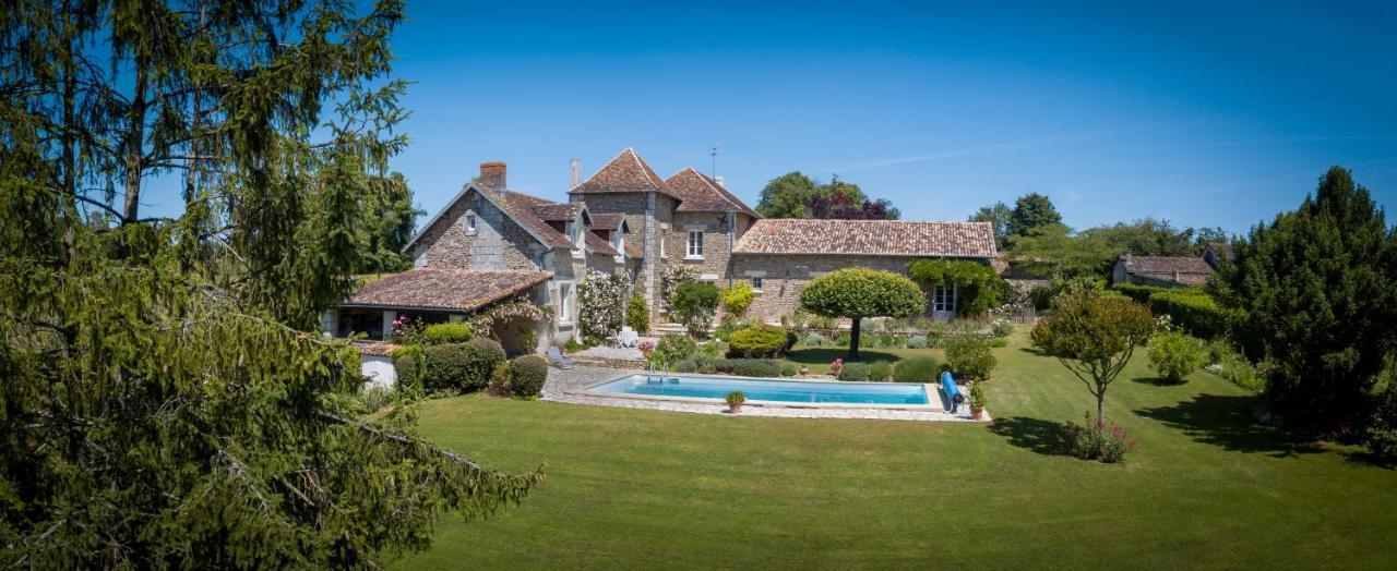Chambres D'Hotes La Pocterie Vouneuil-sur-Vienne Bagian luar foto